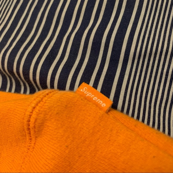 Supreme “Arabic Logo” Hoodie - Picture 5 of 9